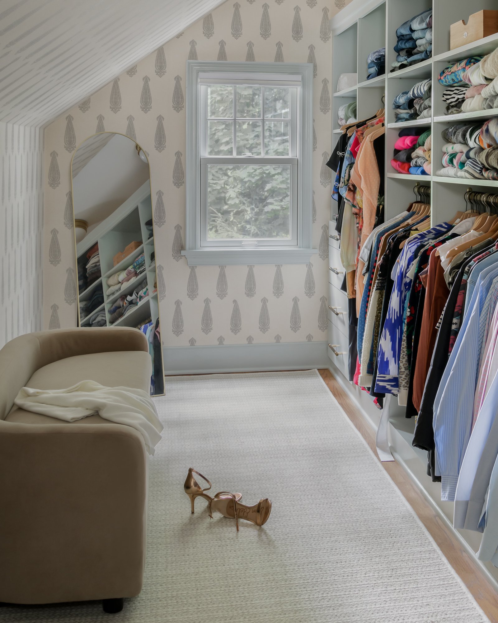 Custom walk-in closet design Summit NJ - organized shelving